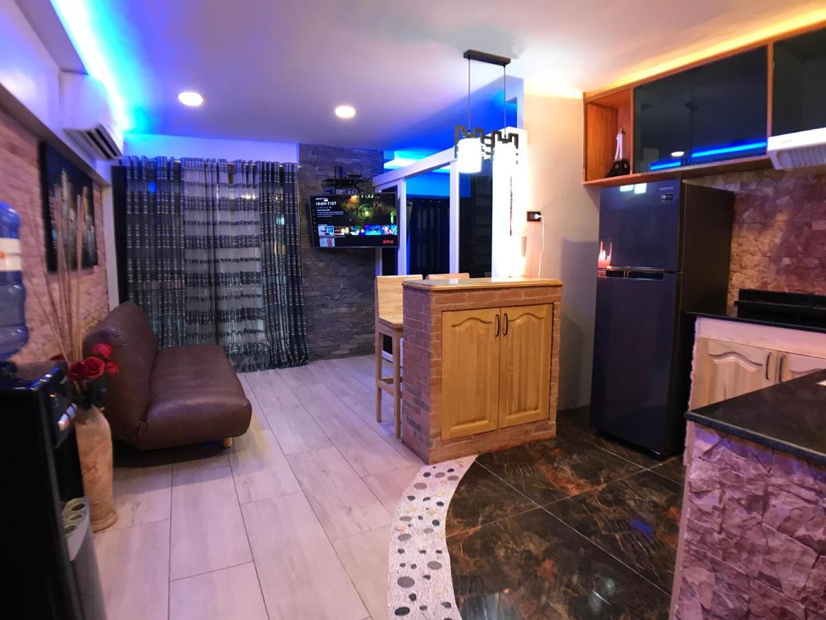 Clockworkorange Luxury Suites With Netflix Mactan Exterior foto