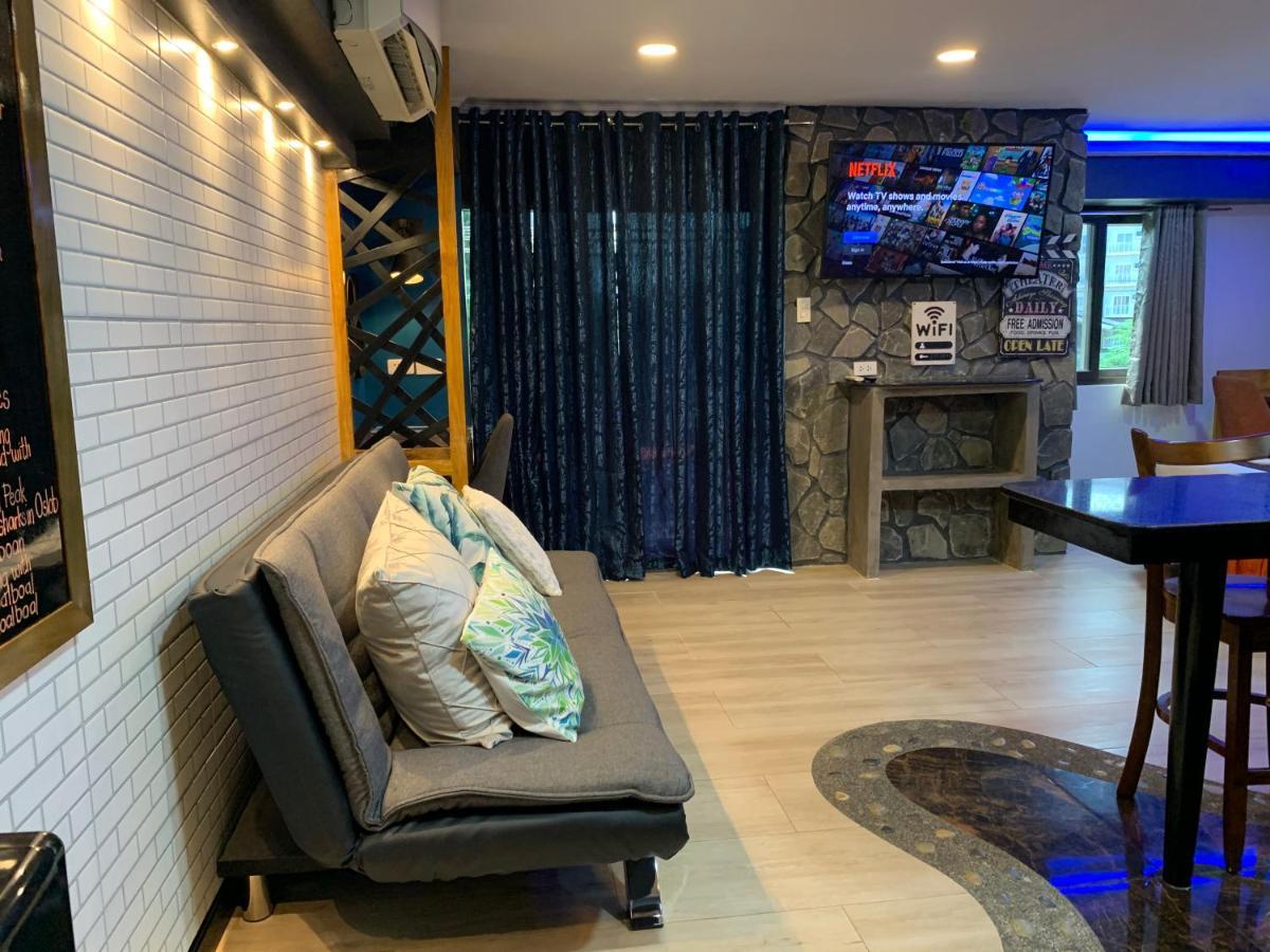 Clockworkorange Luxury Suites With Netflix Mactan Exterior foto