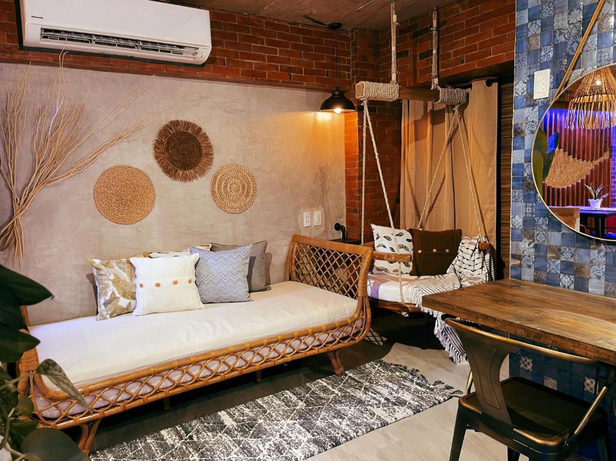 Clockworkorange Luxury Suites With Netflix Mactan Exterior foto