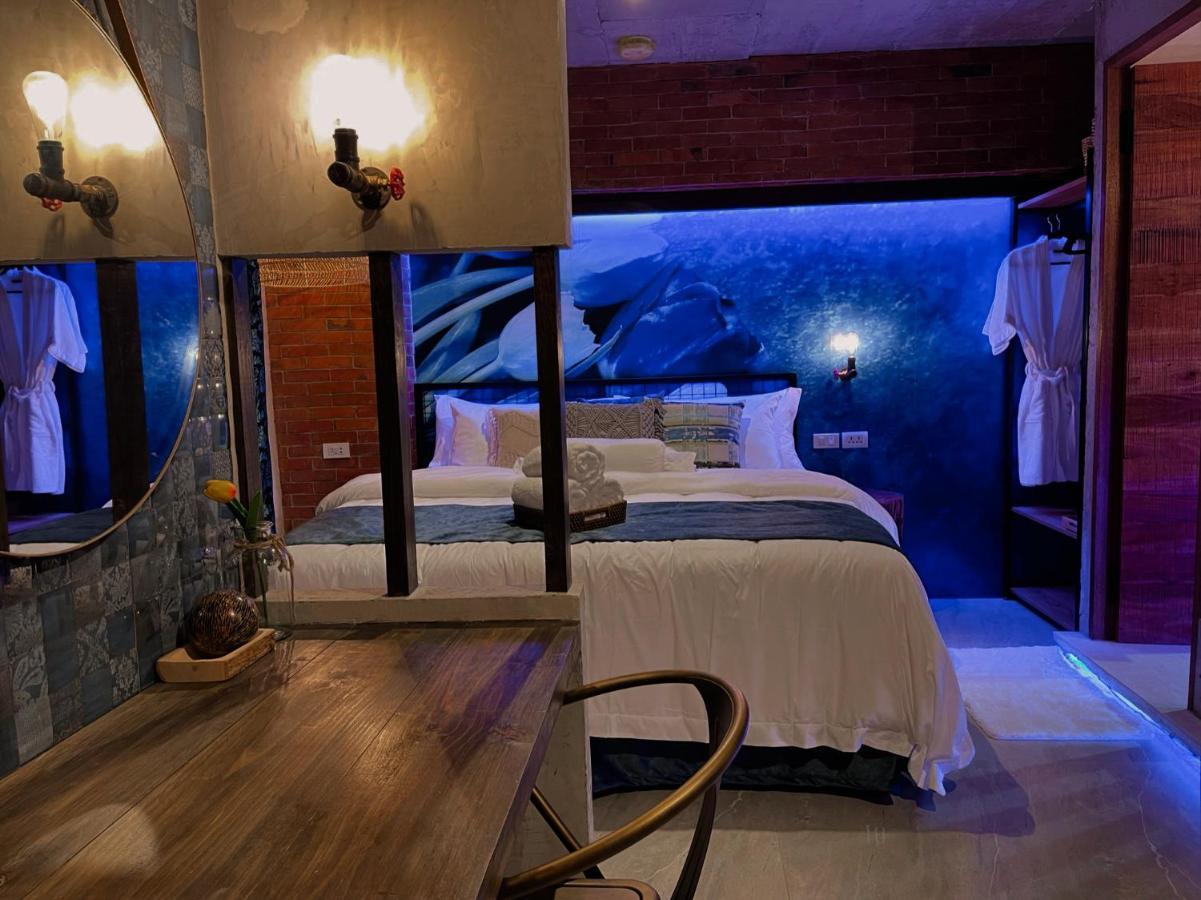 Clockworkorange Luxury Suites With Netflix Mactan Exterior foto